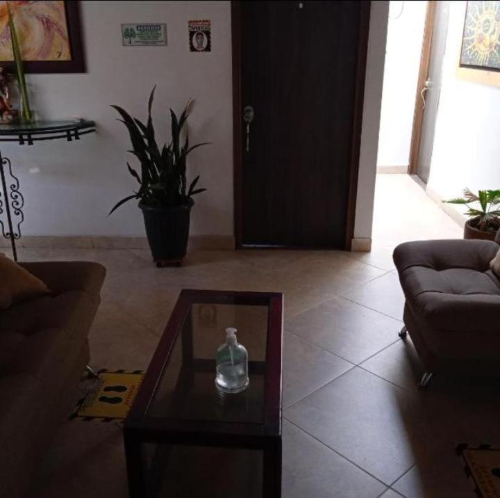 Gemas San Joaquin 1 Hotel Меделин Екстериор снимка