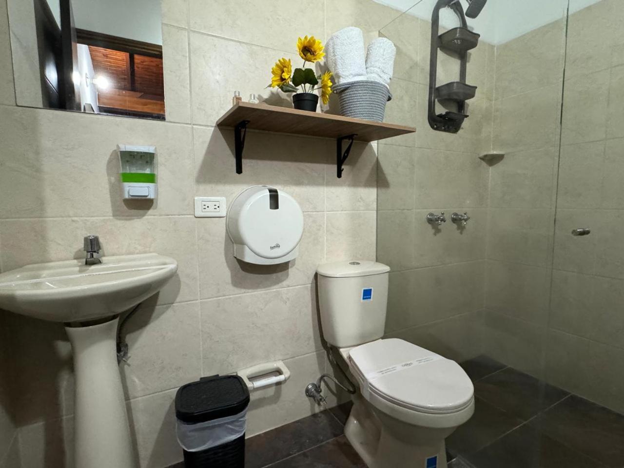 Gemas San Joaquin 1 Hotel Меделин Екстериор снимка