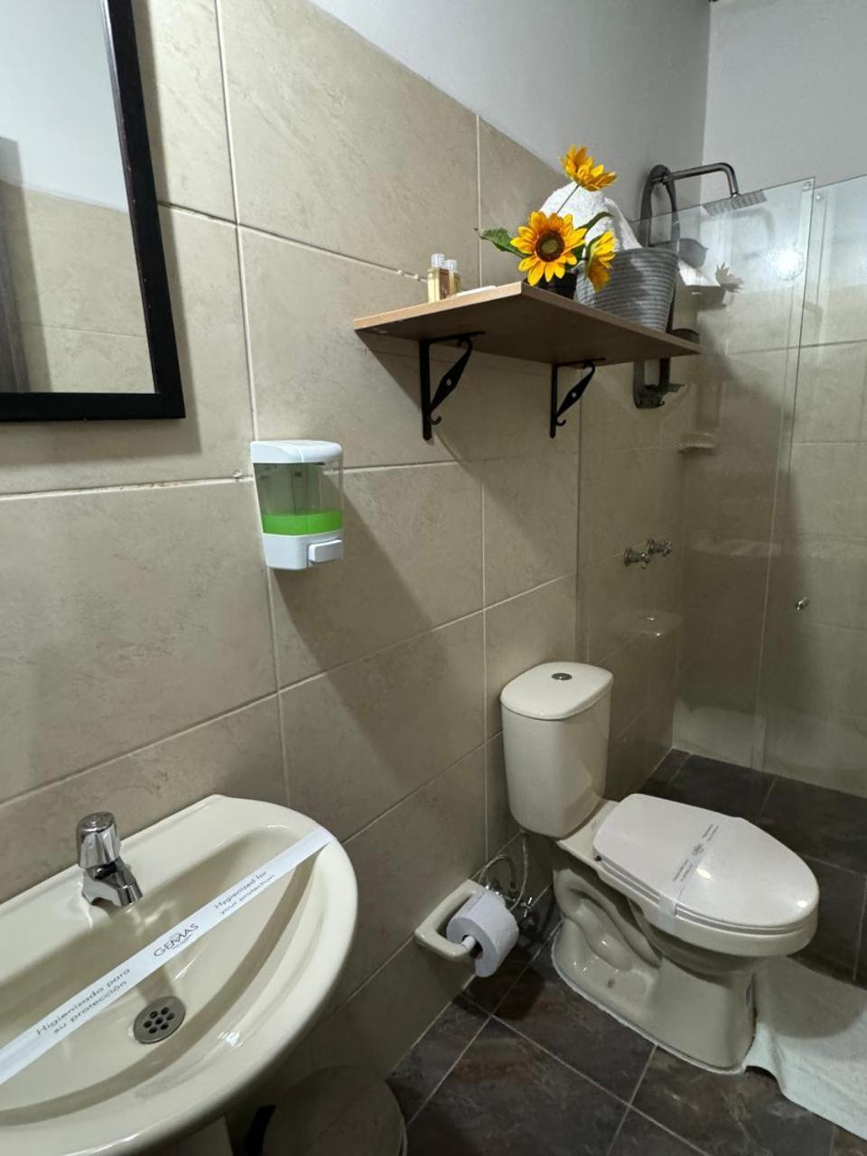 Gemas San Joaquin 1 Hotel Меделин Екстериор снимка