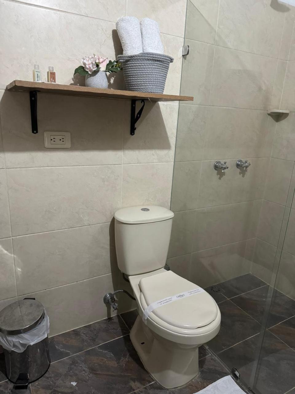 Gemas San Joaquin 1 Hotel Меделин Екстериор снимка